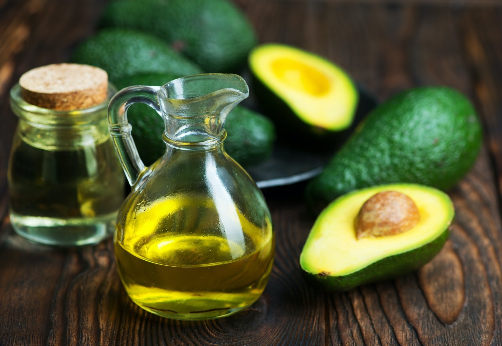 Avocado oil and fresh avocados, from the Duma website